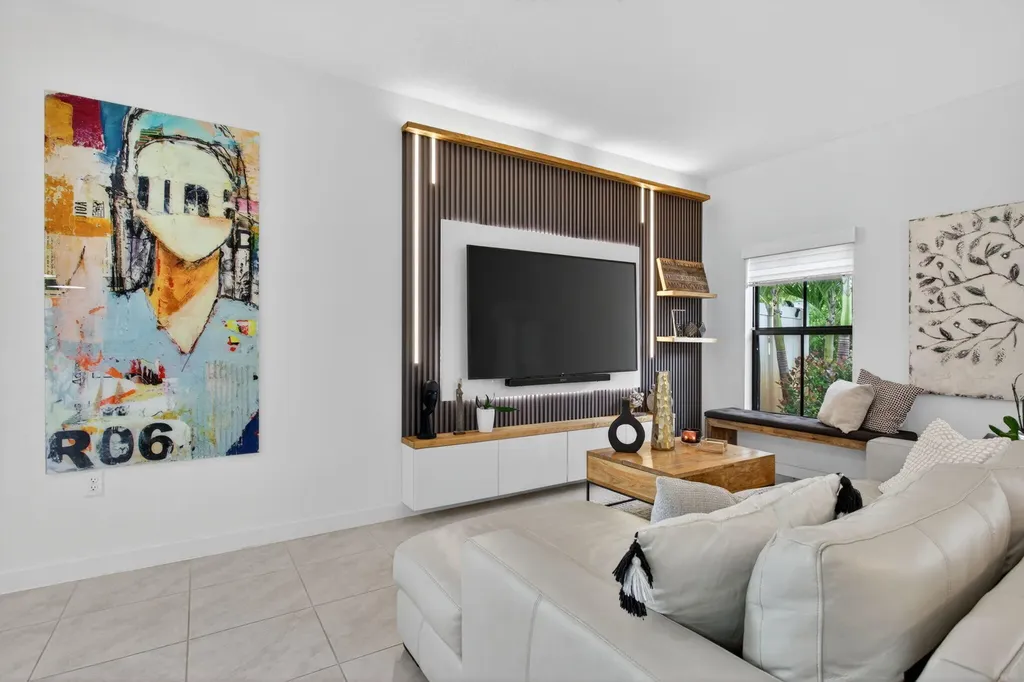 873 NW 3rd Way Pompano Beach FL 33060