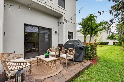 873 NW 3rd Way Pompano Beach FL 33060