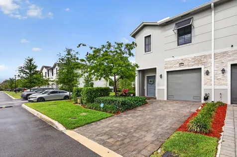 873 NW 3rd Way Pompano Beach FL 33060