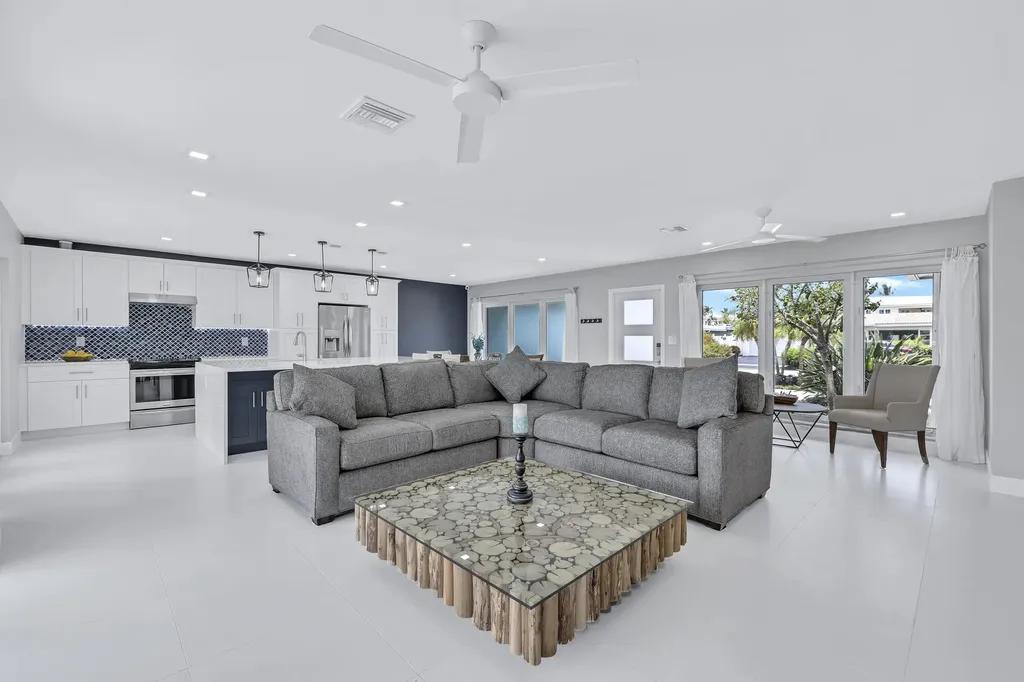 836 NE 72nd Street Boca Raton FL 33487