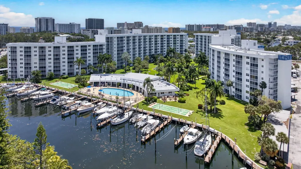 2731 NE 14th Street Causeway Pompano Beach FL 33062