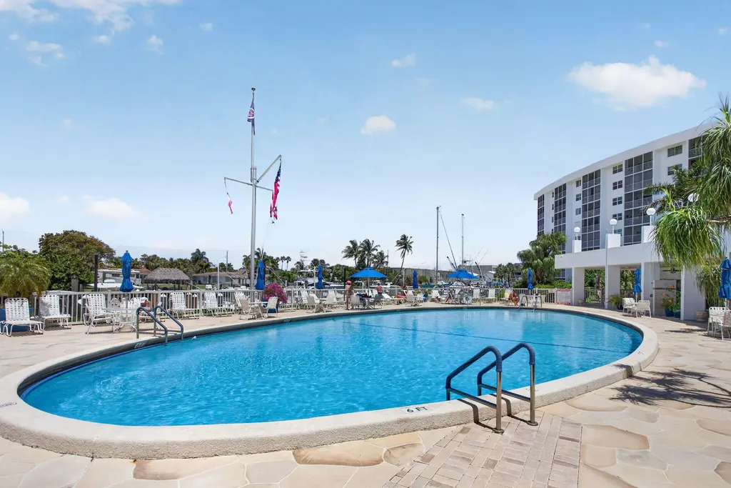 2731 NE 14th Street Causeway Pompano Beach FL 33062