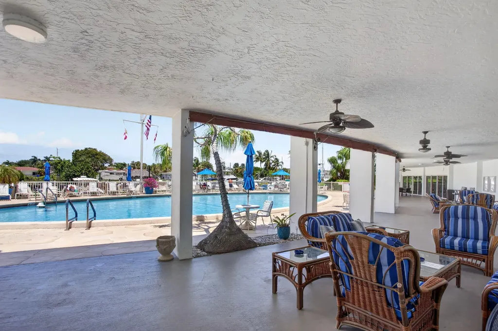 2731 NE 14th Street Causeway Pompano Beach FL 33062