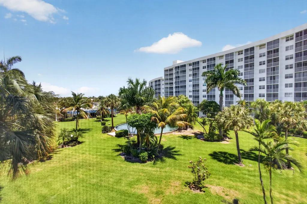 2731 NE 14th Street Causeway Pompano Beach FL 33062