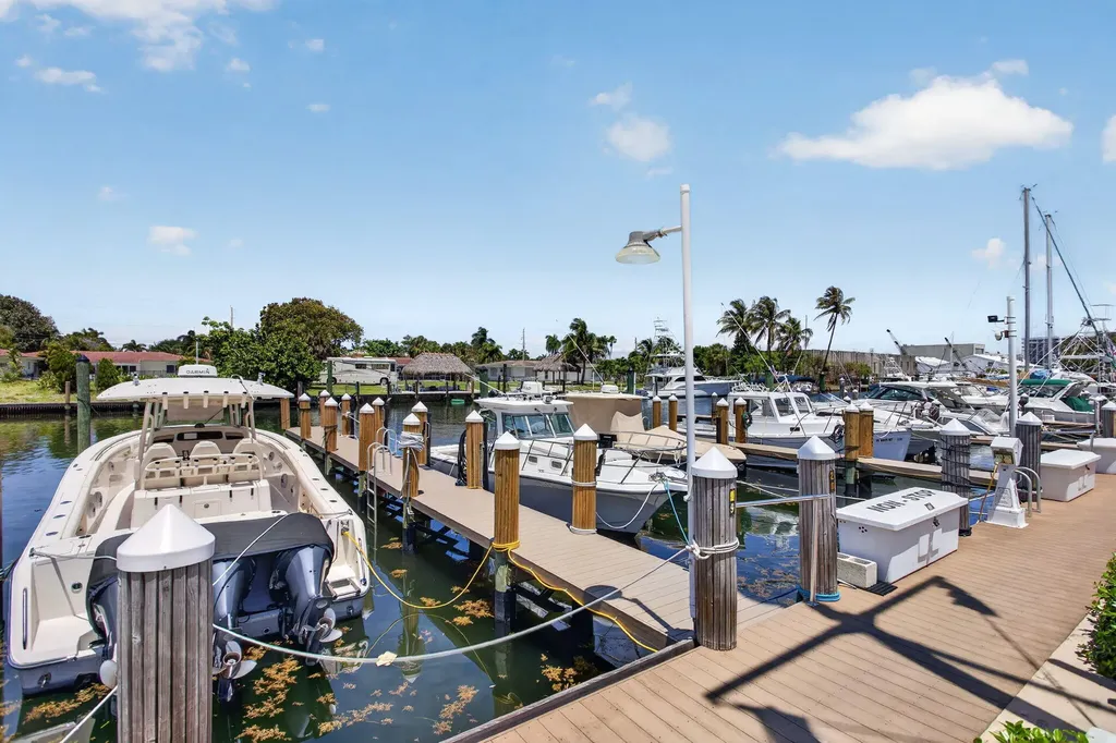 2731 NE 14th Street Causeway Pompano Beach FL 33062