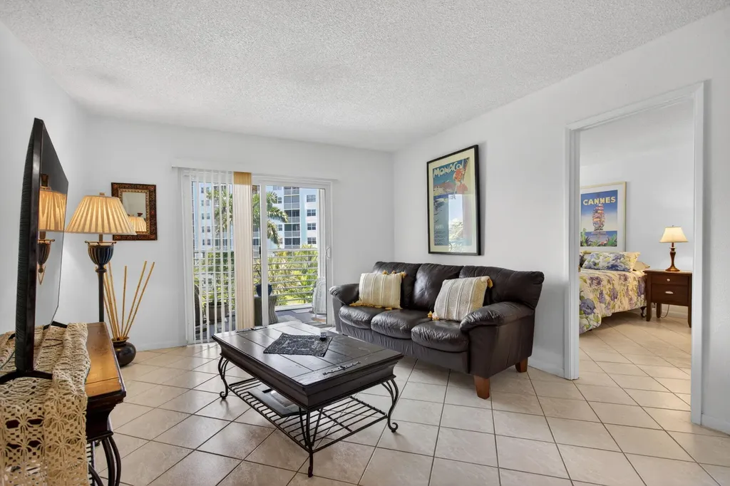 2731 NE 14th Street Causeway Pompano Beach FL 33062