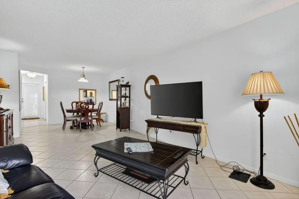 2731 NE 14th Street Causeway Pompano Beach FL 33062