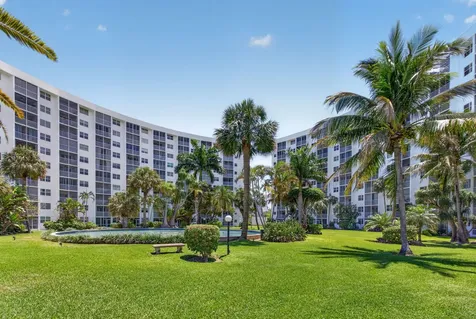 2731 NE 14th Street Causeway Pompano Beach FL 33062