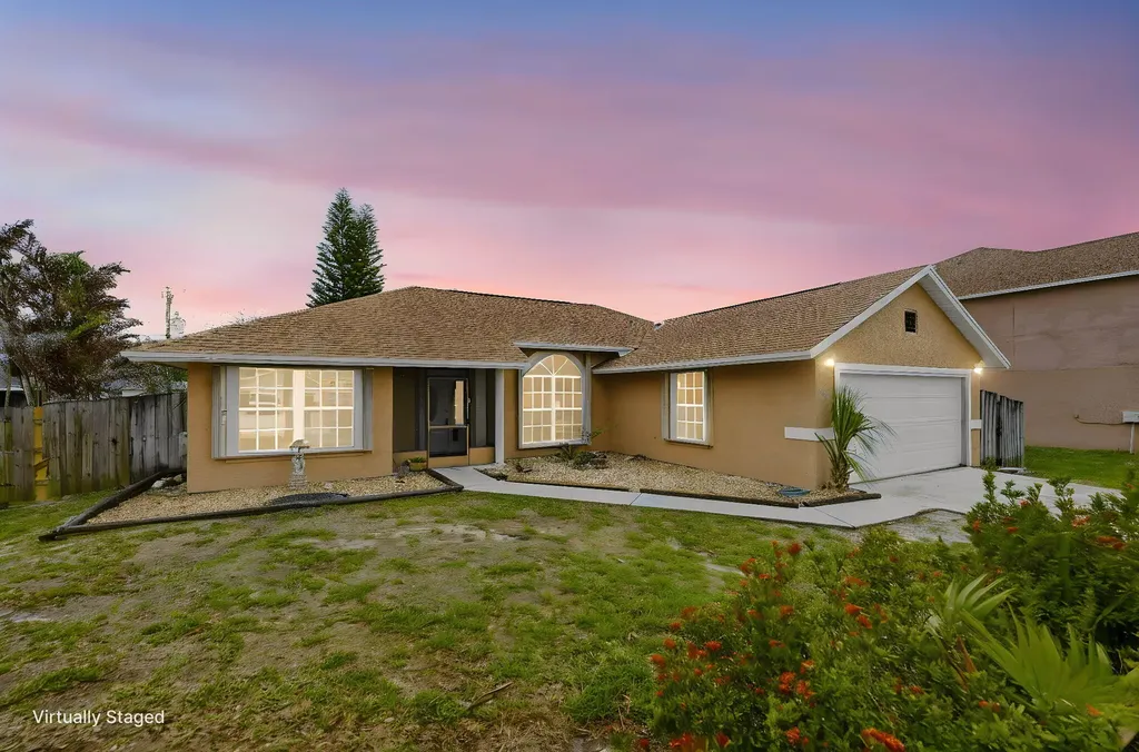 868 SW Duncan Terrace Port St Lucie FL 34953