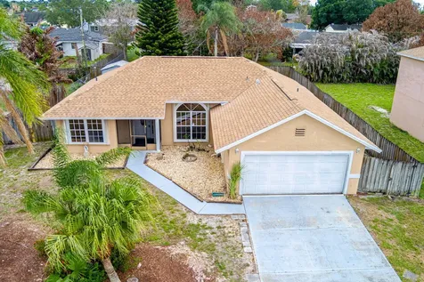 868 SW Duncan Terrace Port St Lucie FL 34953