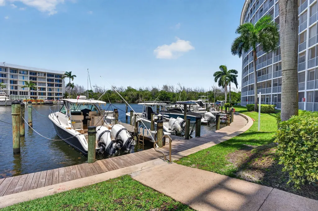 1523 E Hillsboro Boulevard Deerfield Beach FL 33441