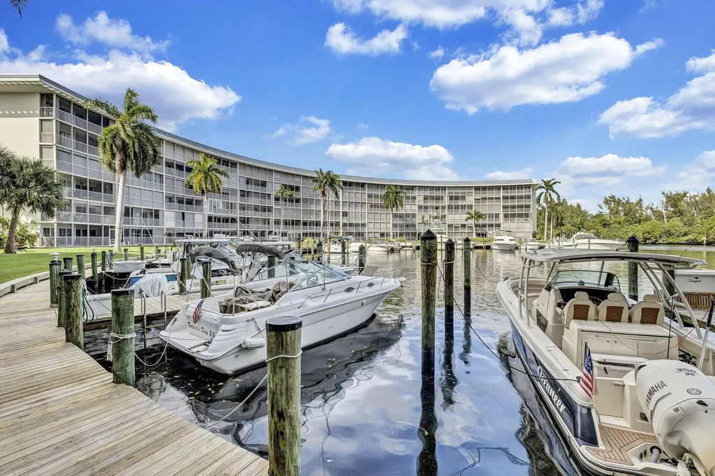 1523 E Hillsboro Boulevard Deerfield Beach FL 33441