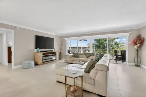 1523 E Hillsboro Boulevard Deerfield Beach FL 33441