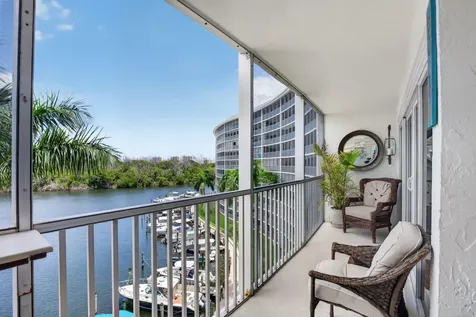 1523 E Hillsboro Boulevard Deerfield Beach FL 33441