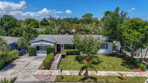 1762 15th Avenue N Lake Worth Beach FL 33460