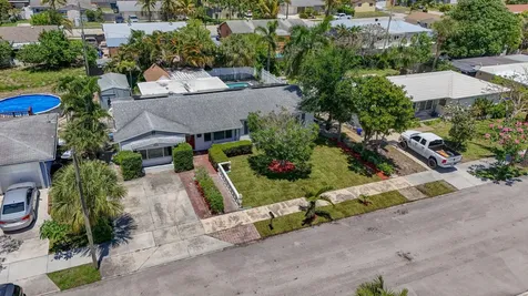 1762 15th Avenue N Lake Worth Beach FL 33460