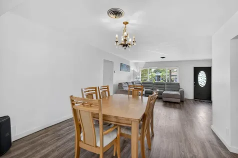 1762 15th Avenue N Lake Worth Beach FL 33460