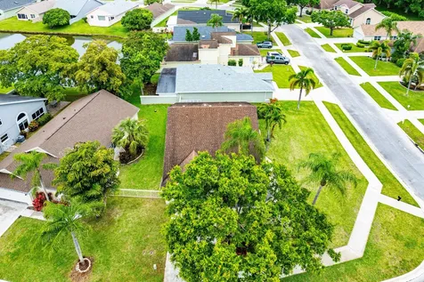 7876 Lake Champlain Court Delray Beach FL 33446
