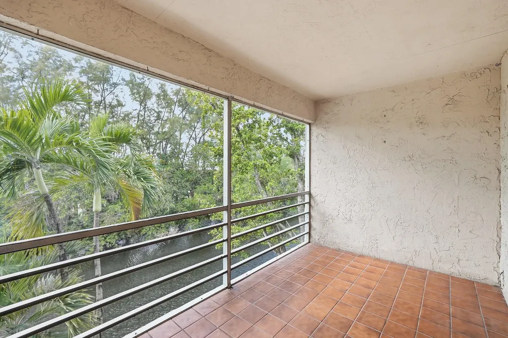 1400 NE 57th Street Fort Lauderdale FL 33334