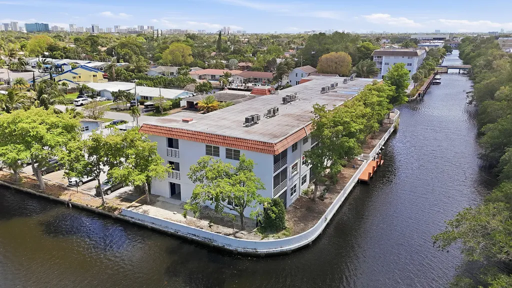 1400 NE 57th Street Fort Lauderdale FL 33334