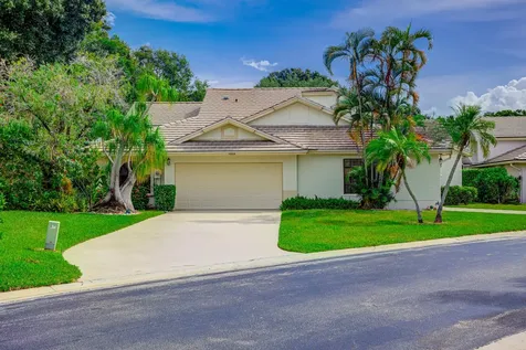 10868 Stafford Circle N Boynton Beach FL 33436