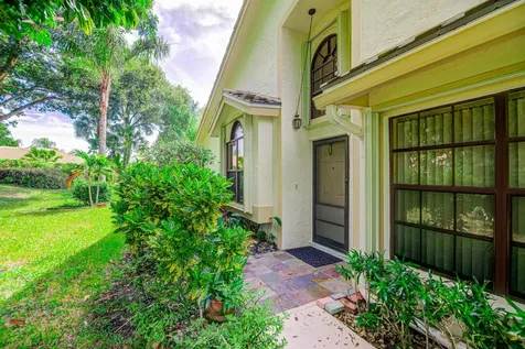 10868 Stafford Circle N Boynton Beach FL 33436