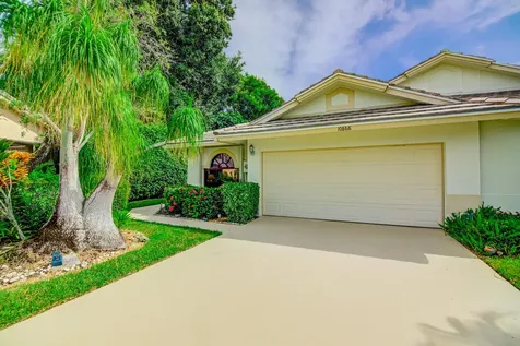10868 Stafford Circle N Boynton Beach FL 33436