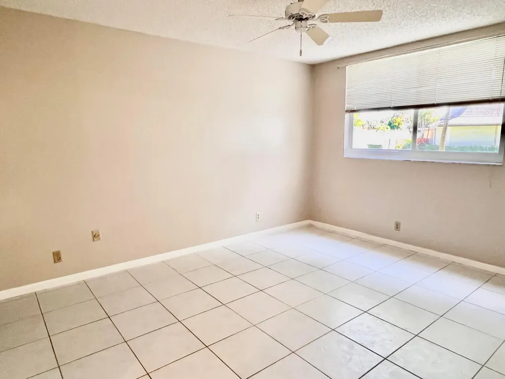 2865 SW 22nd Delray Beach FL 33445