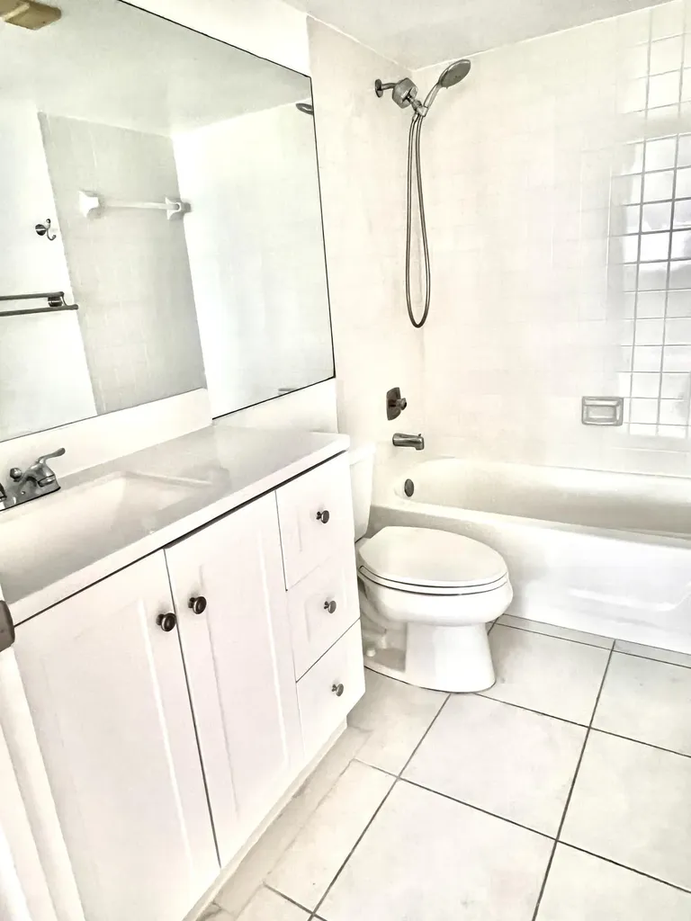 2865 SW 22nd Delray Beach FL 33445