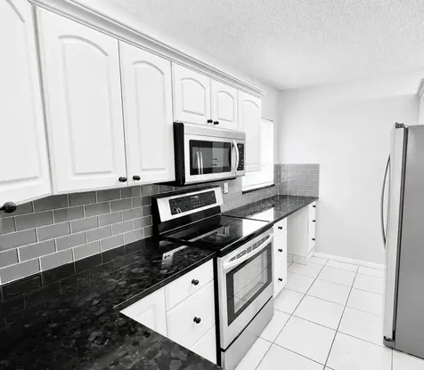 2865 SW 22nd Delray Beach FL 33445
