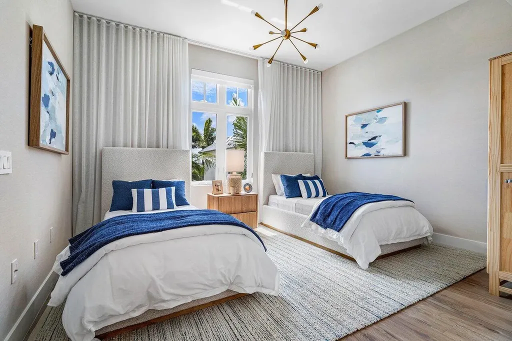 184 Lake Drive Palm Beach Shores FL 33404