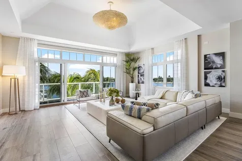 184 Lake Drive Palm Beach Shores FL 33404