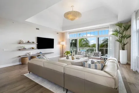 184 Lake Drive Palm Beach Shores FL 33404