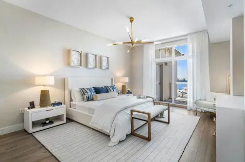 184 Lake Drive Palm Beach Shores FL 33404