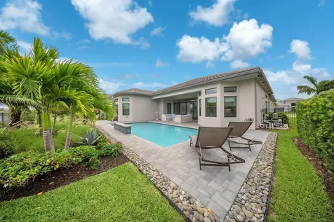 11340 Frosted Pine Manor Boynton Beach FL 33473