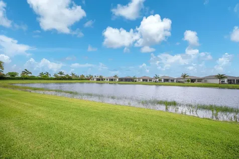 11340 Frosted Pine Manor Boynton Beach FL 33473