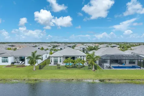 11340 Frosted Pine Manor Boynton Beach FL 33473