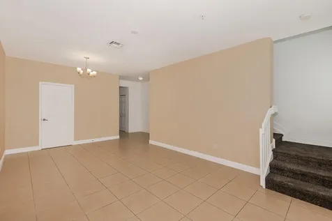 932 SW 147th Avenue Pembroke Pines FL 33027