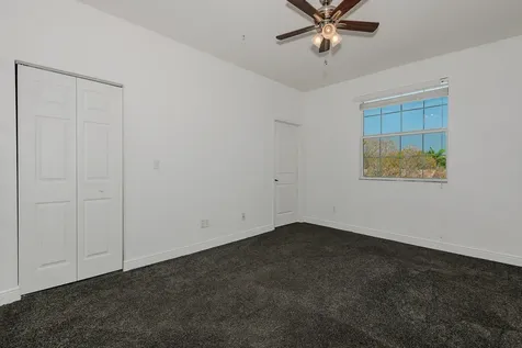932 SW 147th Avenue Pembroke Pines FL 33027