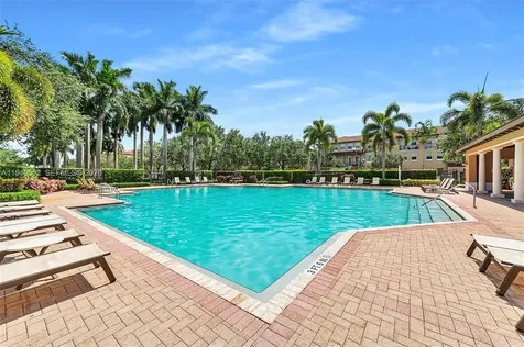 932 SW 147th Avenue Pembroke Pines FL 33027