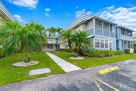 560 Brittany L Delray Beach FL 33446