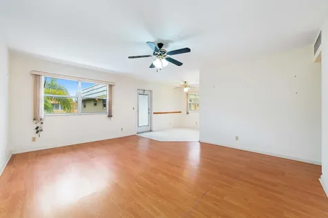 560 Brittany L Delray Beach FL 33446