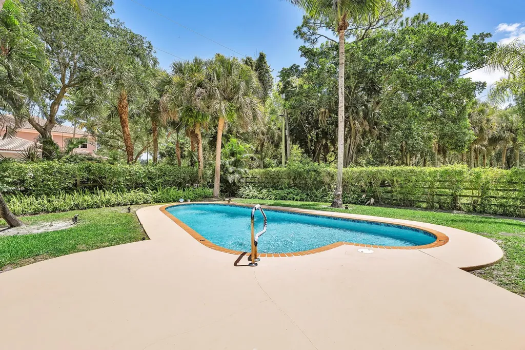 13366 48th Trail S Delray Beach FL 33445