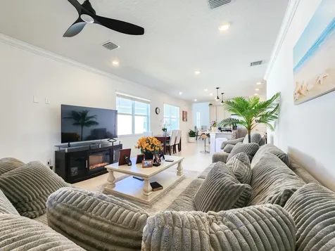 2322 NW Antarus Drive Drive NW Palm Bay FL 32907