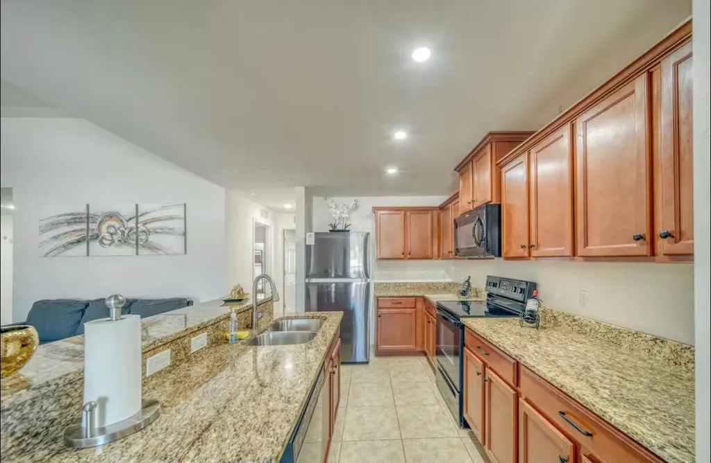 1925 SW 14th Street Cape Coral FL 33991
