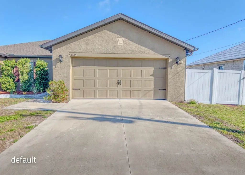 1925 SW 14th Street Cape Coral FL 33991