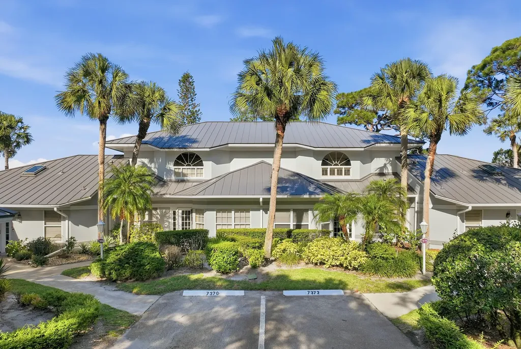 7370 Pine Creek Way Port St Lucie FL 34986