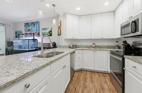 7370 Pine Creek Way Port St Lucie FL 34986