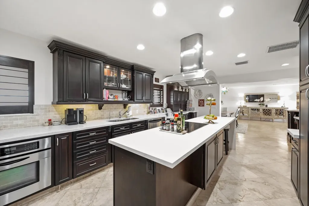16910 Bay Street Jupiter FL 33477