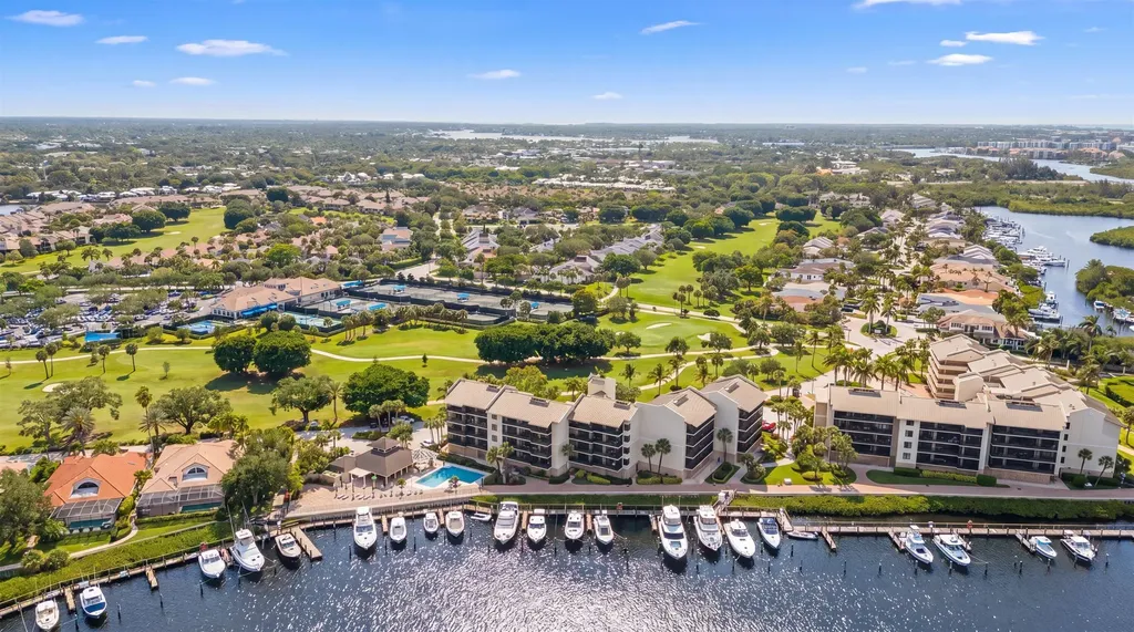 16910 Bay Street Jupiter FL 33477